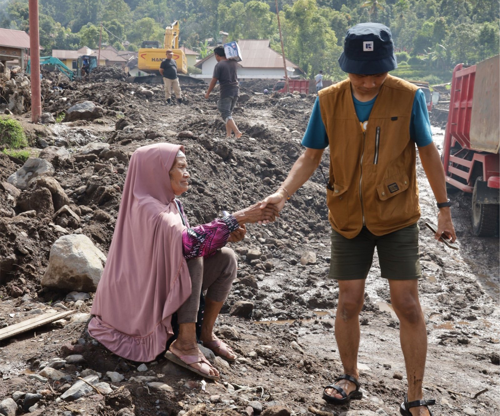 Aksi hari 5 - foto 6